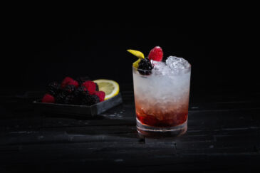 Bramble Cocktail at Little Link in Cologne
