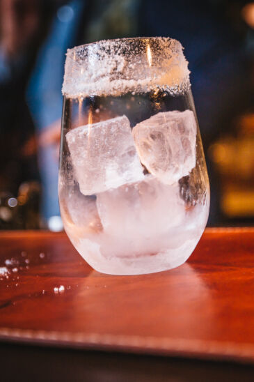 Crusta Famosa by Sven Riebel at Tiny Cup