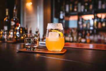 Crusta Famosa by Sven Riebel at Tiny Cup